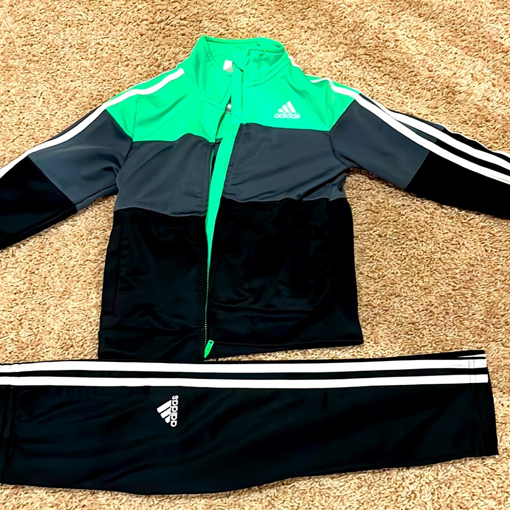4T Adidas tracksuit